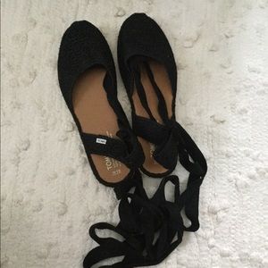 Brand New TOMS Wrap Sandal!